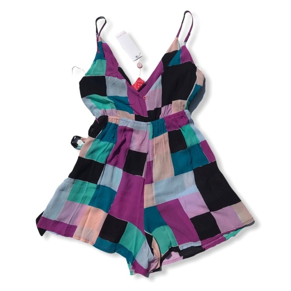 Red Carter NEW! Wrap Romper Geometric Print Small - Picture 3 of 14